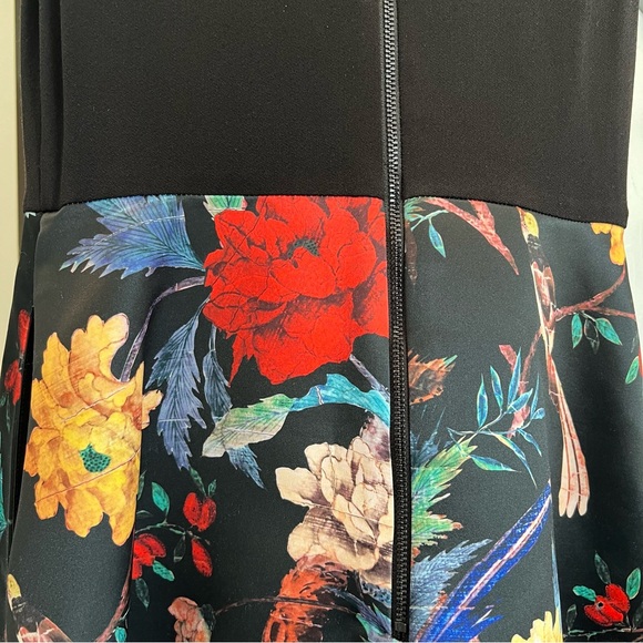 Alice and Olivia Dress Size 4 - Picture 2 of 9